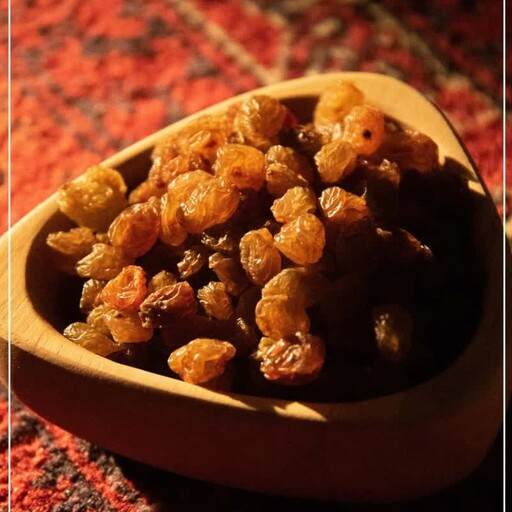 کشمش پلویی ملایر مناسب انواع غذاهای سنتی